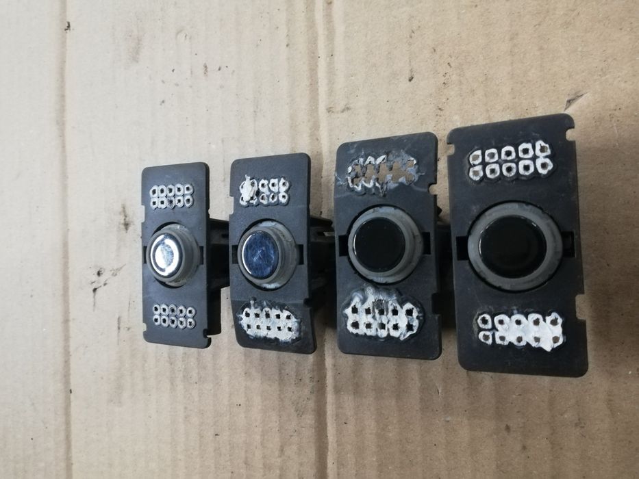 Czujnik parkowania cofania PDC koszyk mocowanie Ford Focus mk4 IV komb