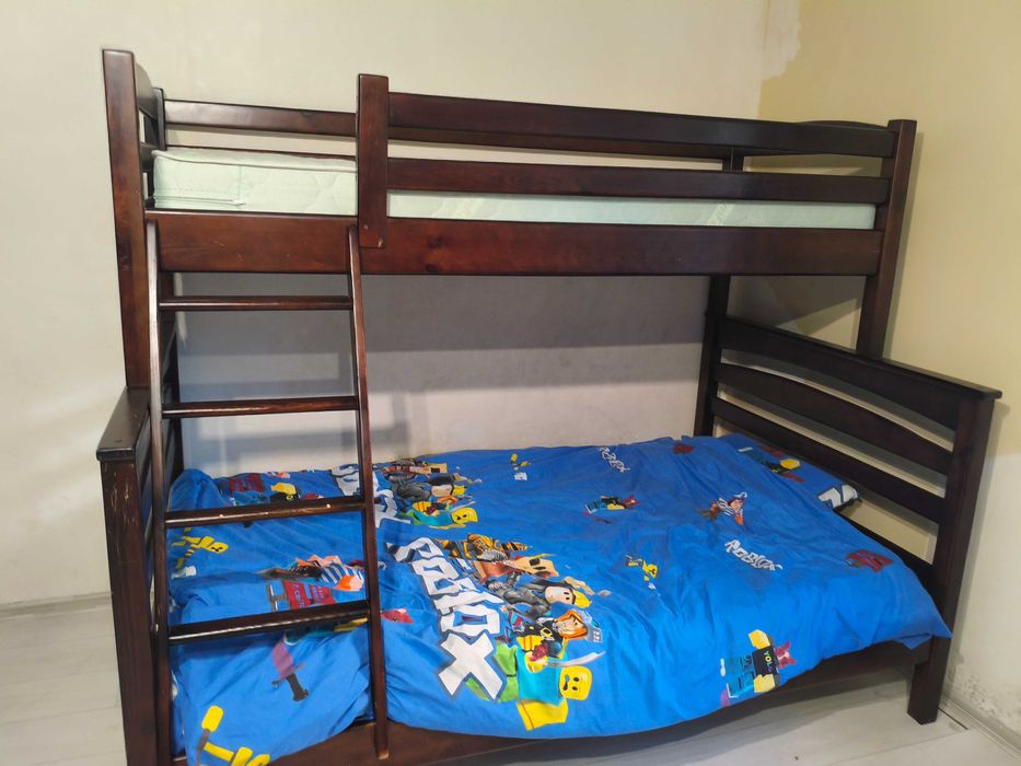 2х ярусне ліжко в хорошому стані