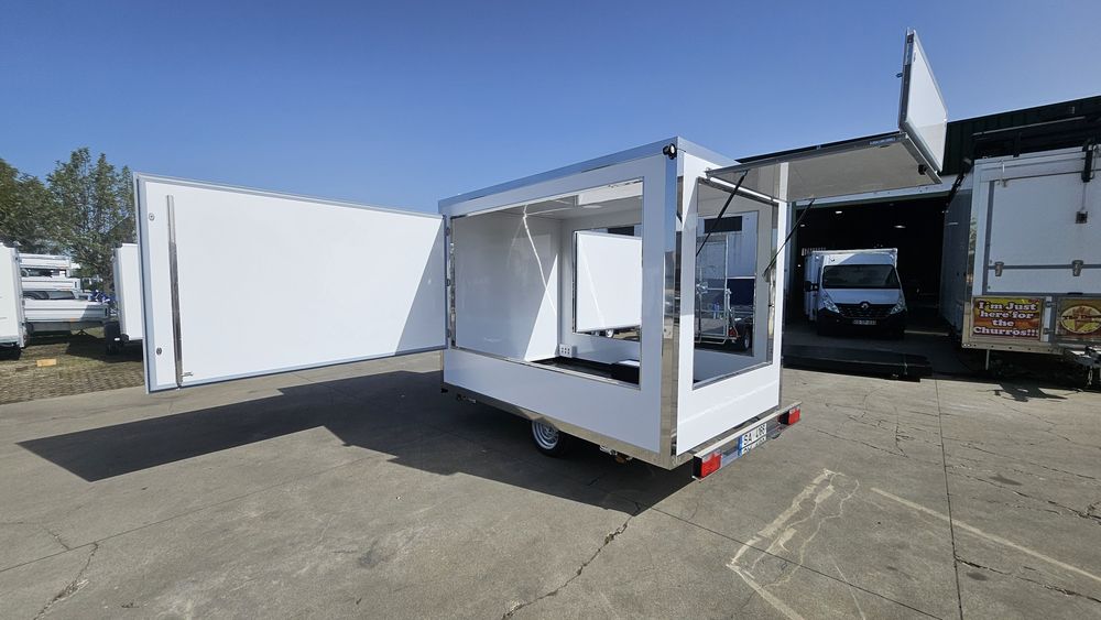 Atrelado venda ambulante