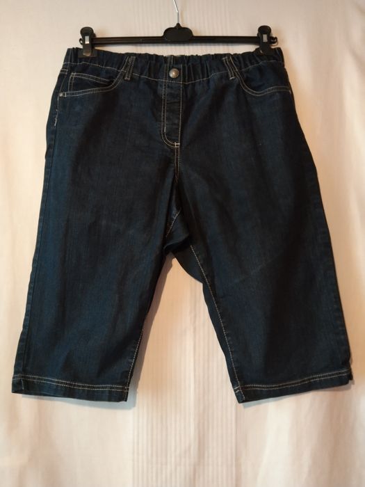 Sprzedam Bermudy Jeansowe Damskie, Wciągane, rozm.2XL, marki Esmara.