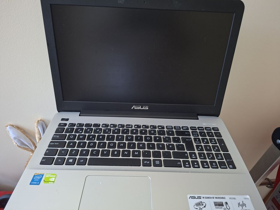 Computador portátil i3