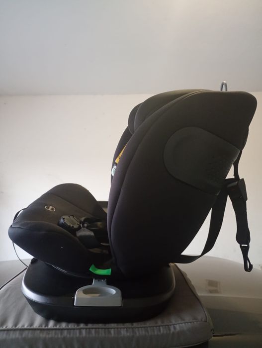 Cadeira auto com isofix e Rotativa COMO NOVA