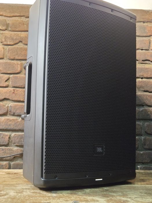 JBL EON 615, kolumna aktywna + futerał