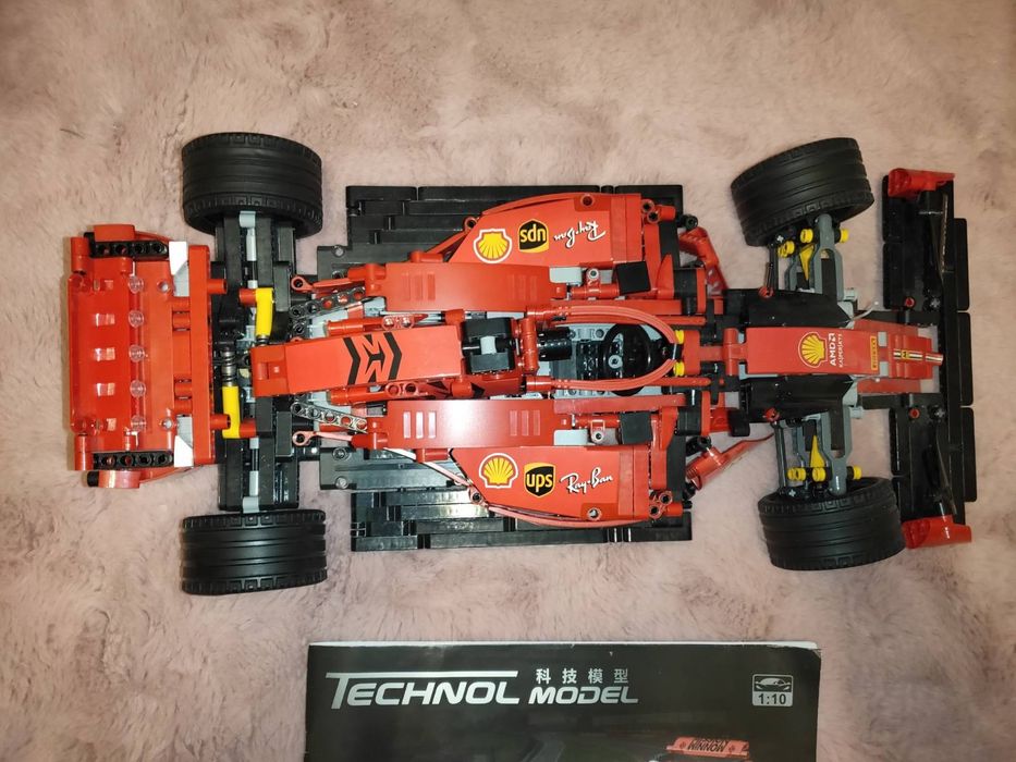 Klocki Bolid F1 SF90 kompatybilne z LEGO Technic