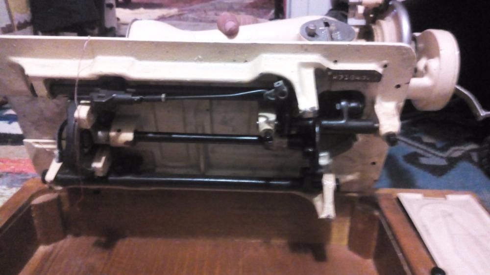 Продам швейную машинку Подольск (1967г.)