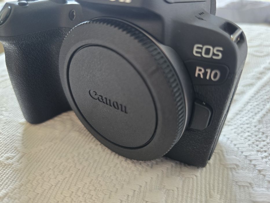 Canon EOS R10 corpo