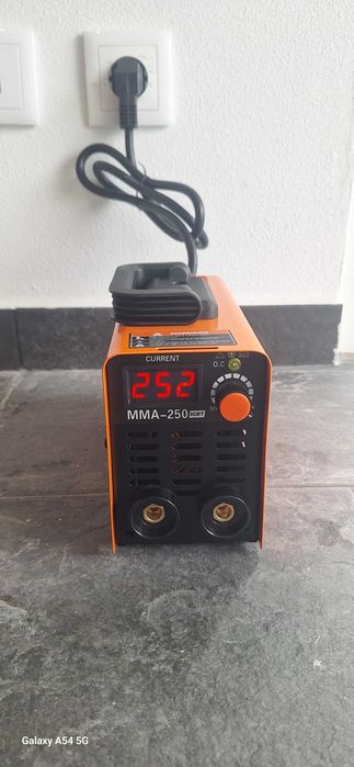 Máquina de Soldar 220v Inverter MMA-250 Turbo NOVA ventilada sensor