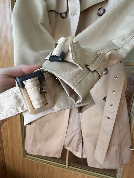 Жіночий тренч Mohito 34 розмір