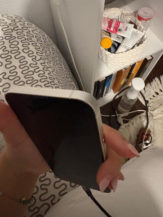 iPhone 13 de 128GB, branco, em excelente estado