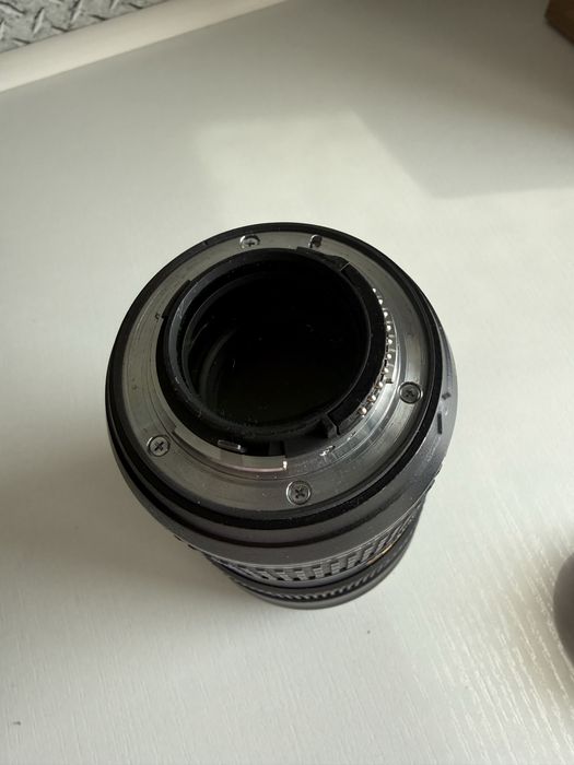 Об’єктив Nikon AF-S NIKKOR 24-70mm f/2.8G ED
