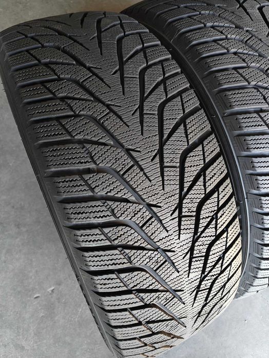 Hankook Winter ICept IZ³ X R18 235 55 104T зимові шини 4шт