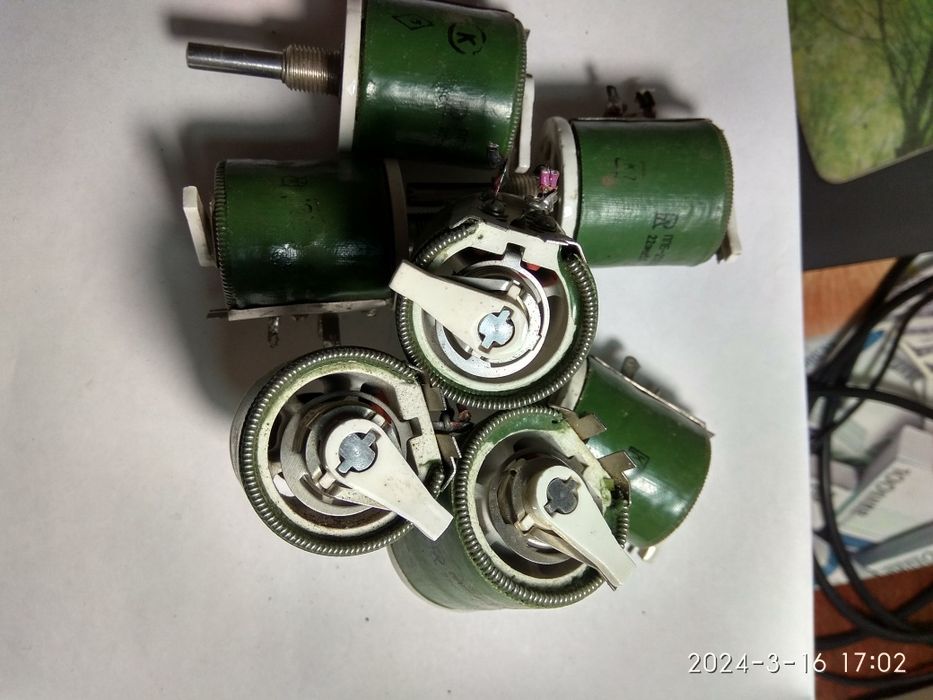 Резисторы проволочные, регулируемые мощные разные.