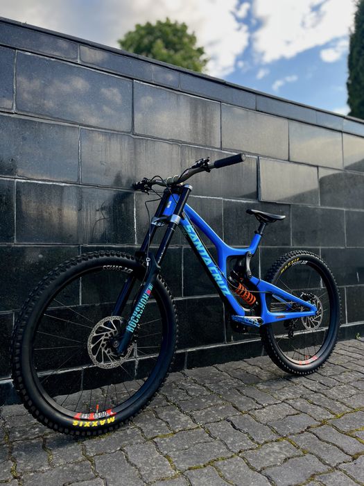БЕЗ ВИЛКИ Dh fr монстр santa cruz v10 carbon CC X01 27.5