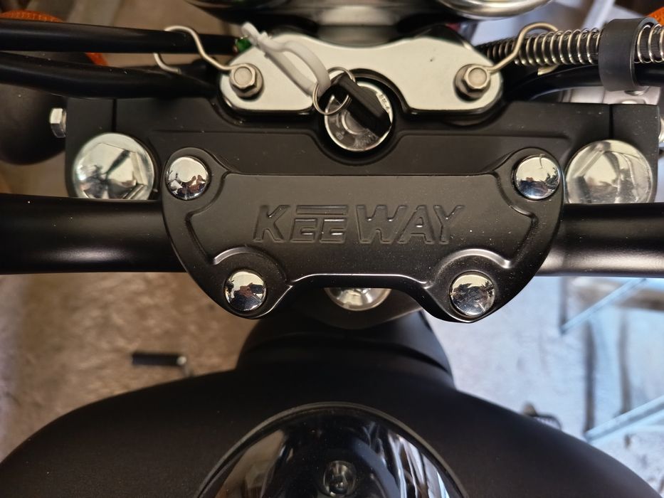 Keeway Superlight 125