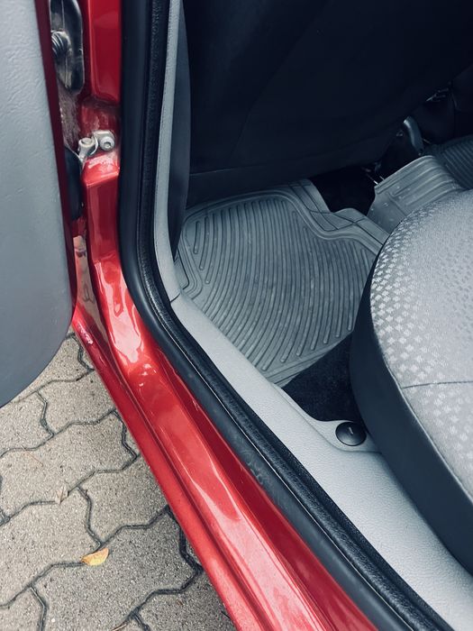 Автомобіль Рено