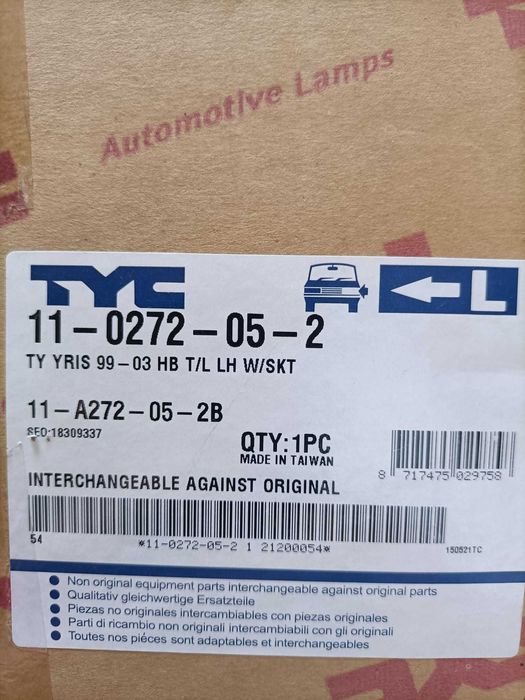 Farolim esquerdo toyota yaris