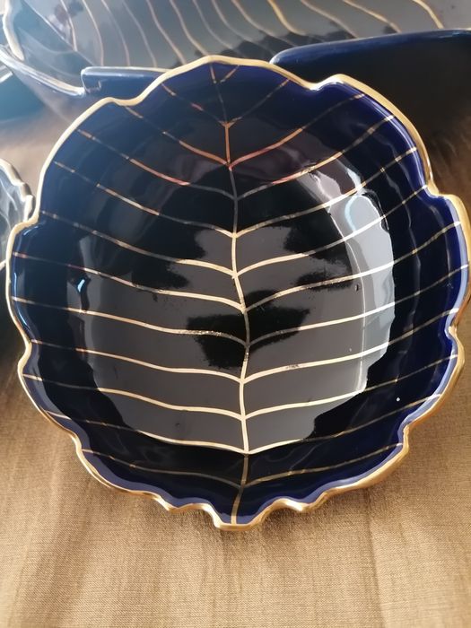 Fruteira com 6 taças louca Alcobaça azul cobalto