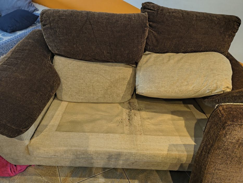 Sofás colchões tapetes