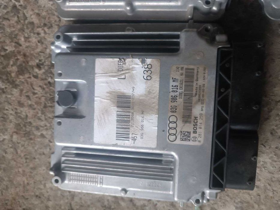 Блок управління двигуна ебу ауді а6 с6 А4 б7