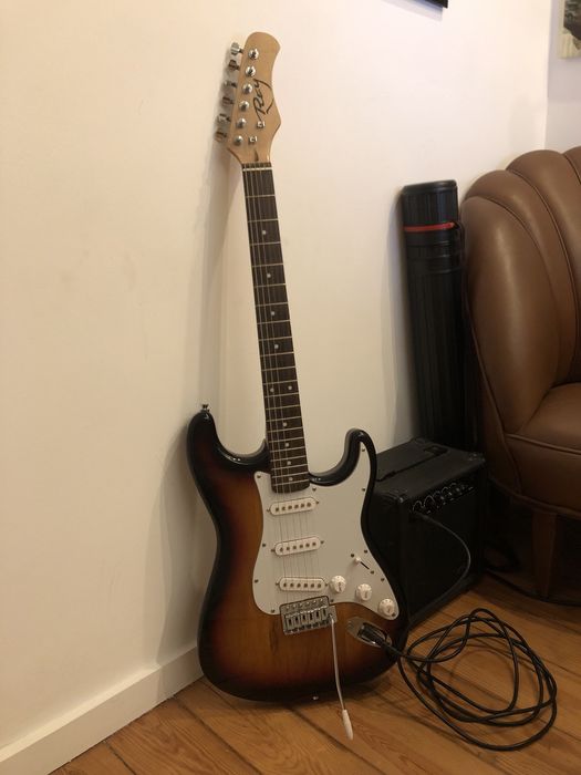 Guitarra Elétrica Reu