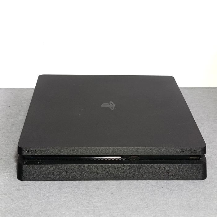 Sony PlayStation 4  z padem