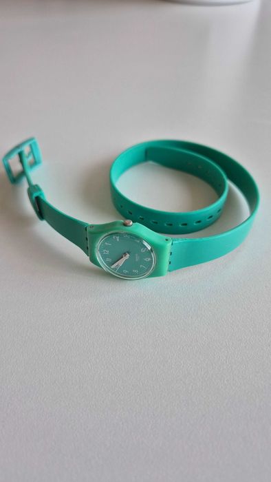 Relógio Swatch Lady Double Wrap Verde Água / Turquesa (Sem pilha)