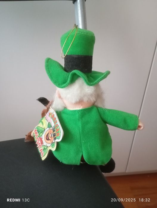 Boneco Finnegan peluche