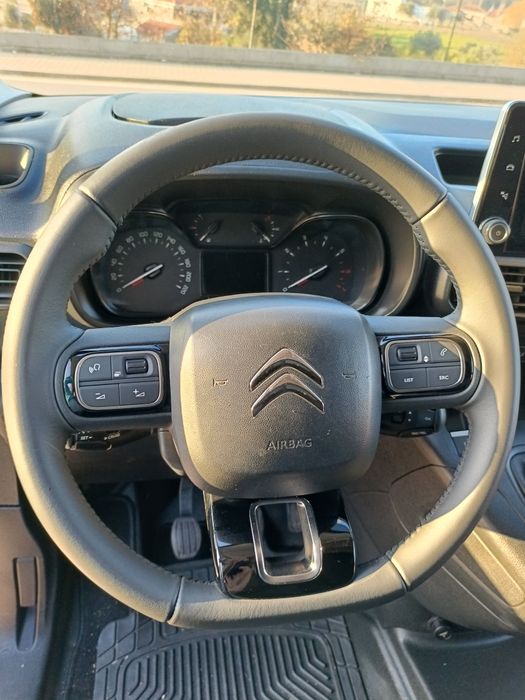 Volante Citroen Berlingo Van K9 de 2020