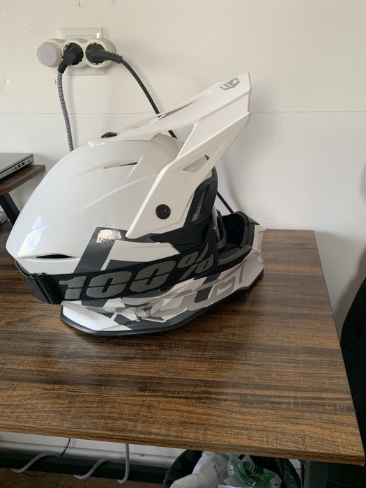 Capacete motocross Roost