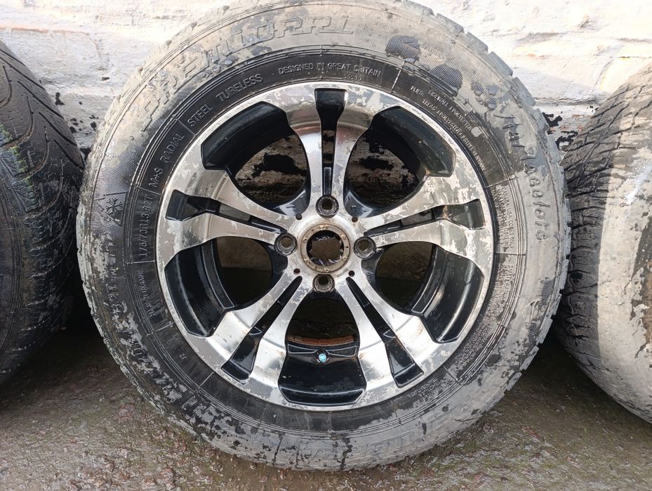 Легкосплавные диски с резиной R13 4*98 ваз