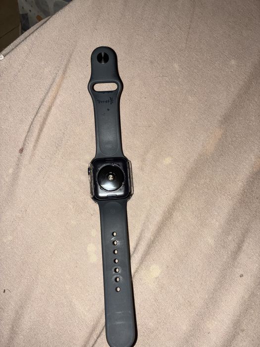 Apple watch series 3 40’