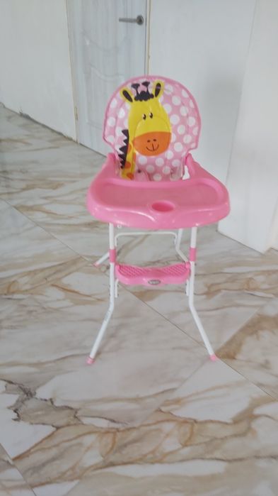 Столик для годування