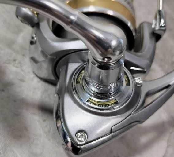 Рыболовная катушка daiwa revros