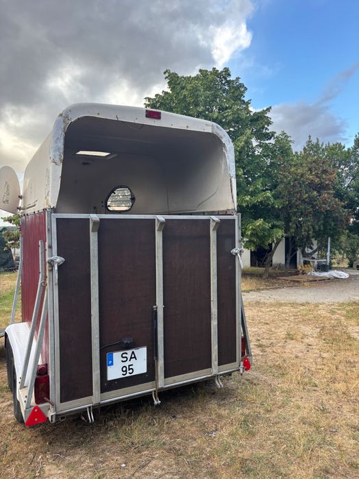 Roulote para cavalos