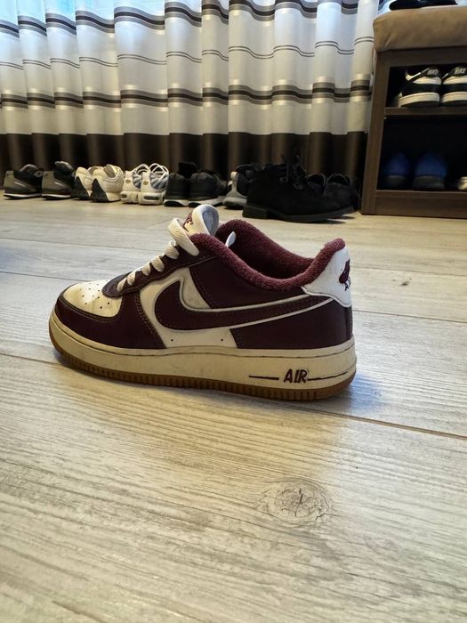 Кросовки nike...