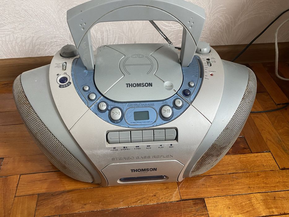 Магнітофон Tomson