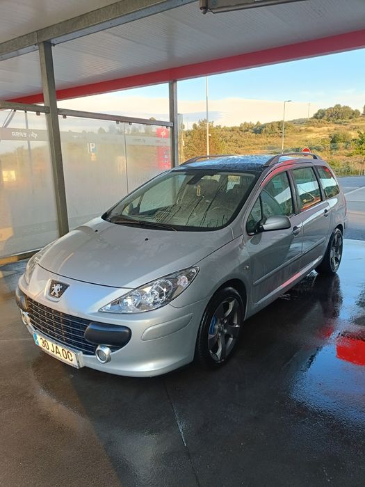 Vendo ou troco por algo do meu agrado  aceito propostas se não tem interesse não perca seu tempo nem faça gastar o meu sem pressa em vender!!