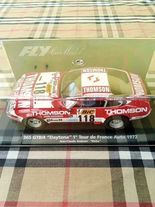 1/32 Ferrari 365 GTB/4 Daytona 1972 - Fly Estarreja • OLX.pt