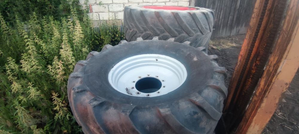 Felgi koła 14x28 z oponami 600/65r28