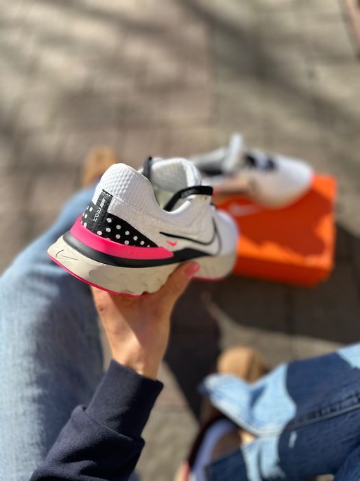 Жіночі оригінальні кросівки Nike React Infinity Flyknit 3 DH5392-101