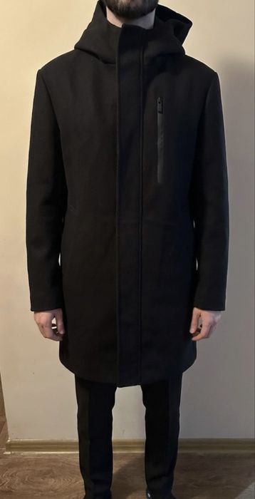 Чоловіче пальто демісезон чорне