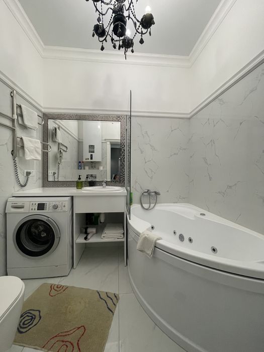 Квартира подобово, погодинно 2 кв у центрі міста Мост сіті