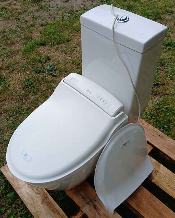 Automatyczna deska myjąca Bio Bided BB-1000 + WC kompakt
