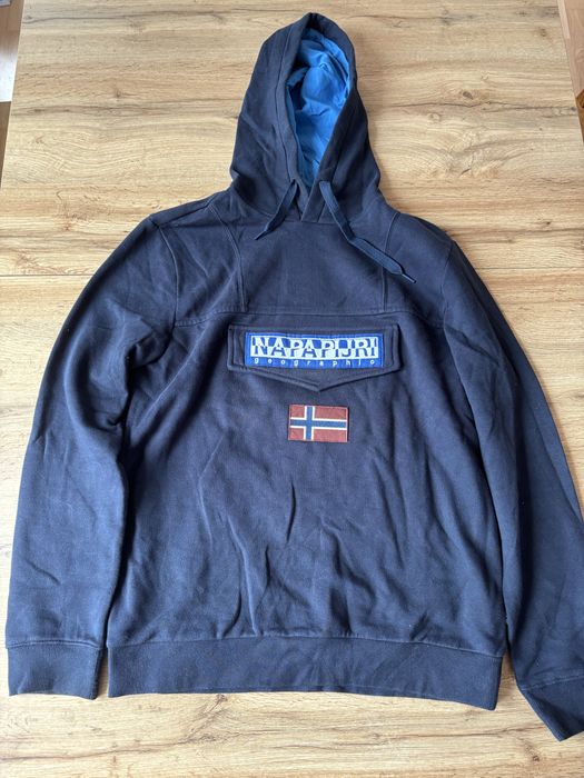 Bluza  Napapijri w dobrym stanie rozmiar L