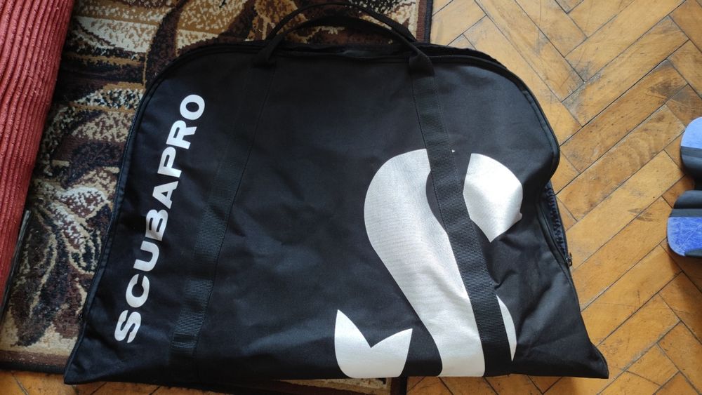 Suchy skafander nurkowy Scubapro Everdry 4