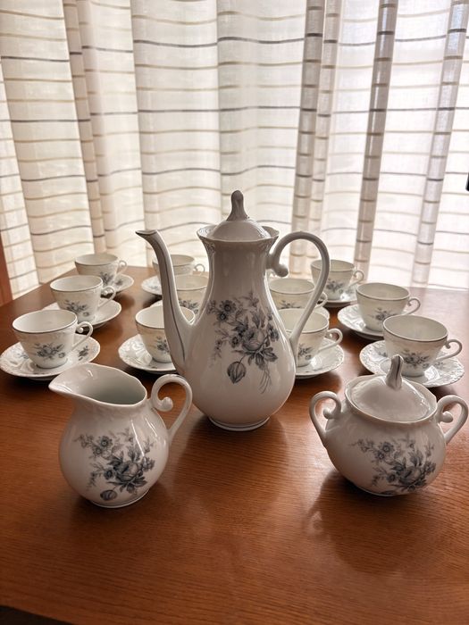 Serviço de chá em porcelana SPAL - Edição de 1974