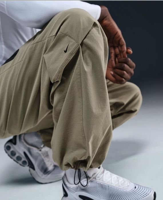 Костюм NIKE Sportswear Tech Woven новий original