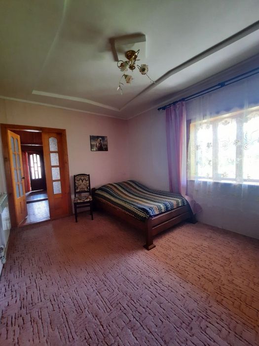 Здається будинок