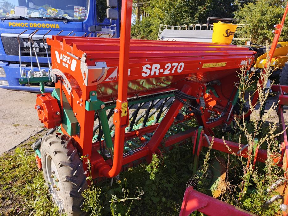siewnik agromasz 270