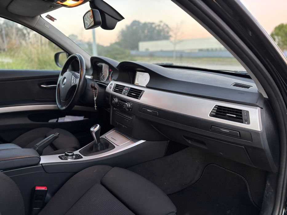 BMW 320d E91 LCI Full Spec